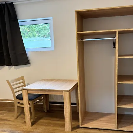 Zimmer24frei Boardinghouse Lejlighed *