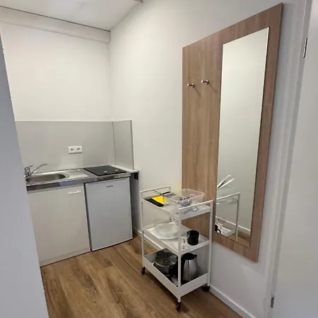 Zimmer24frei Boardinghouse Lejlighed Köln