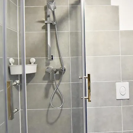 Zimmer24frei Boardinghouse Kolonia