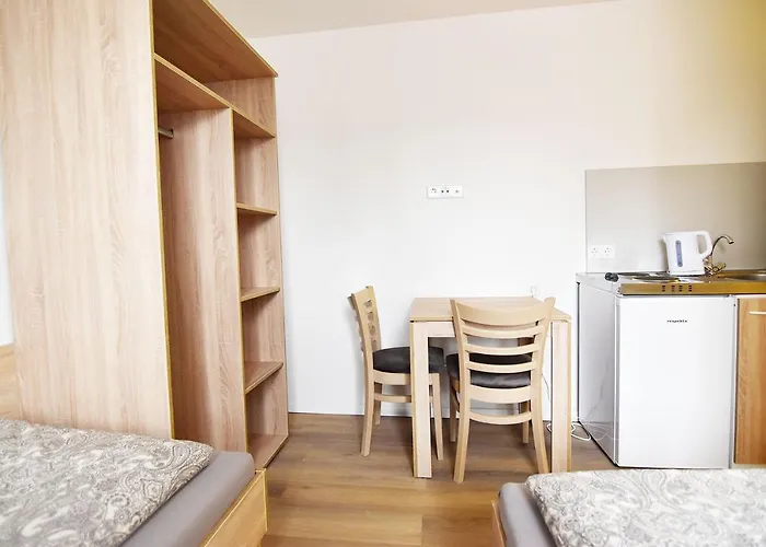 Zimmer24frei Boardinghouse Appartement *