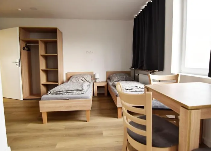Zimmer24frei Boardinghouse Appartement Keulen