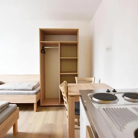 Zimmer24frei Boardinghouse Apartman *