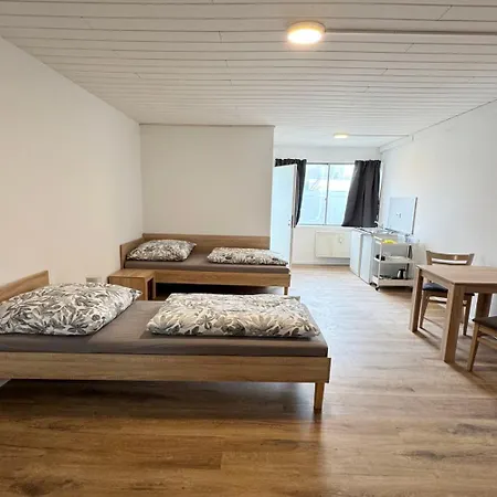 Zimmer24frei Boardinghouse דירה קלן