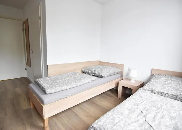 Zimmer24frei Boardinghouse * קלן