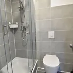 Zimmer24frei Boardinghouse דירה