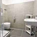 Zimmer24frei Boardinghouse דירה
