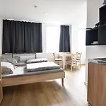 Zimmer24frei Boardinghouse קלן