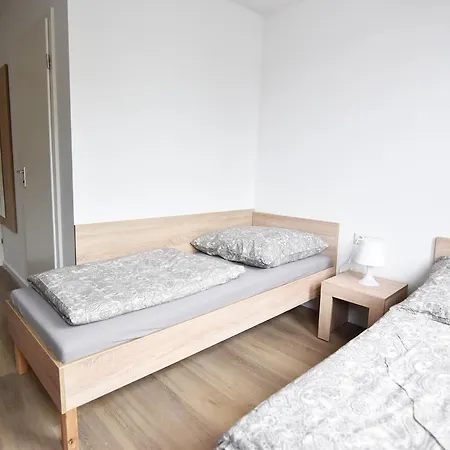 Zimmer24frei Boardinghouse * Кёльн