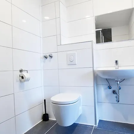 Zimmer24frei Boardinghouse Апартаменты Кёльн